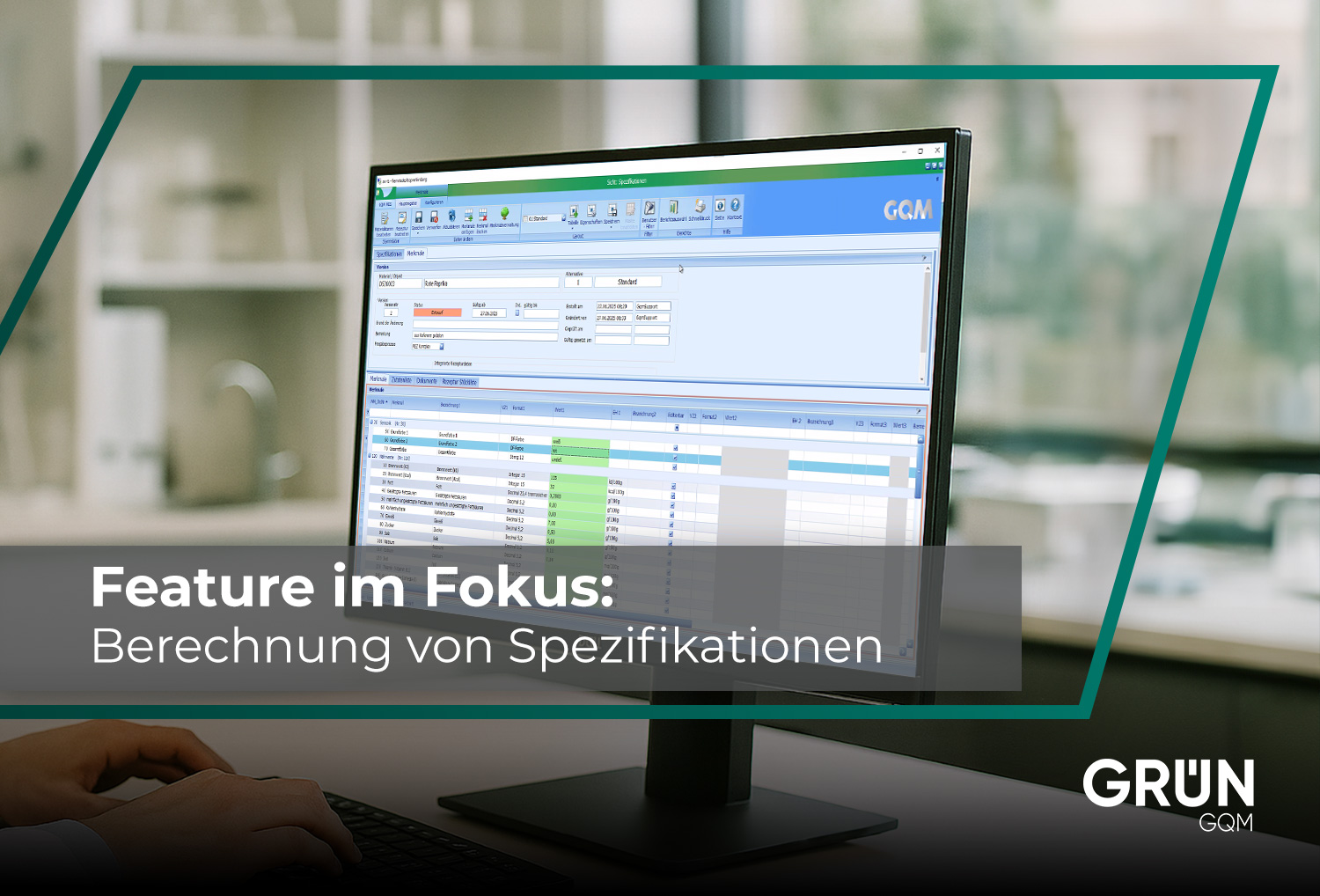 Spezifikationen auf Industrieterminal im Produktionsumfeld anzeigen