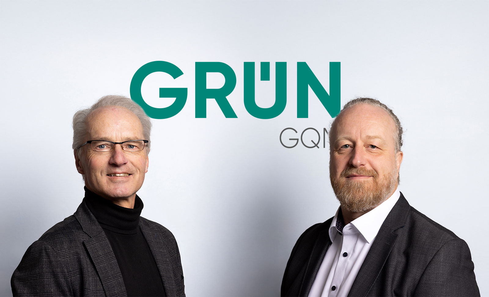 Generationenwechsel bei GRÜN GQM GmbH: Jens Höfner (rechts) übernimmt die Geschäftsführung von Dr. Johannes Schraml.